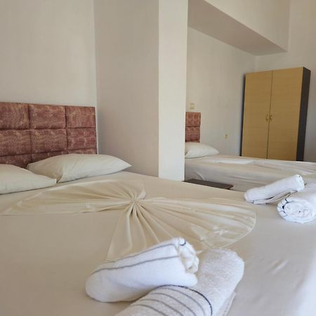 Villa Roku Ksamil Esterno foto