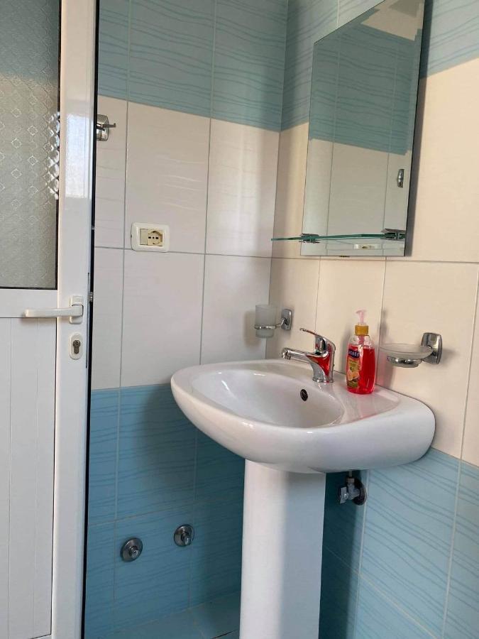 Villa Roku Ksamil Esterno foto