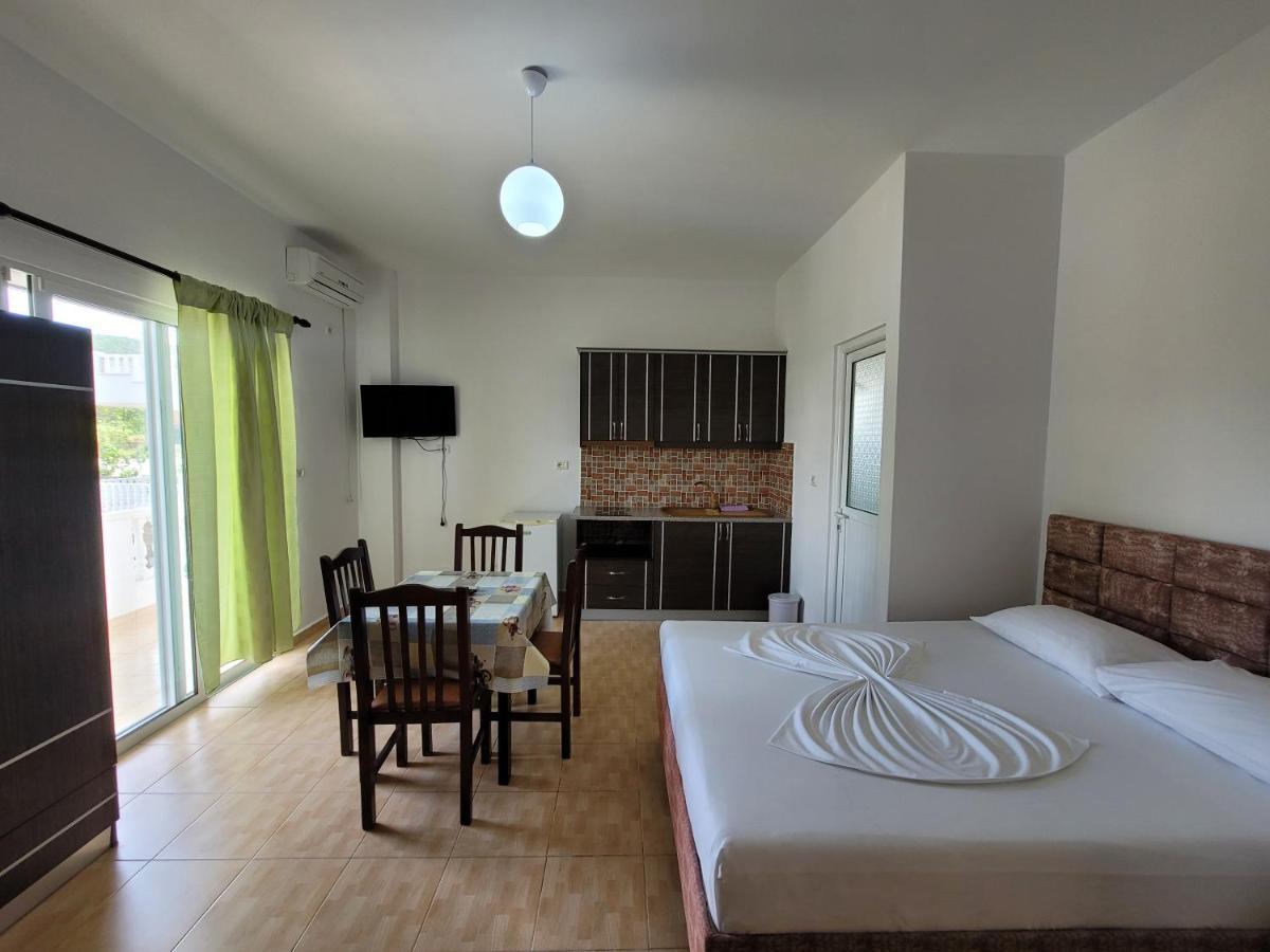 Villa Roku Ksamil Esterno foto