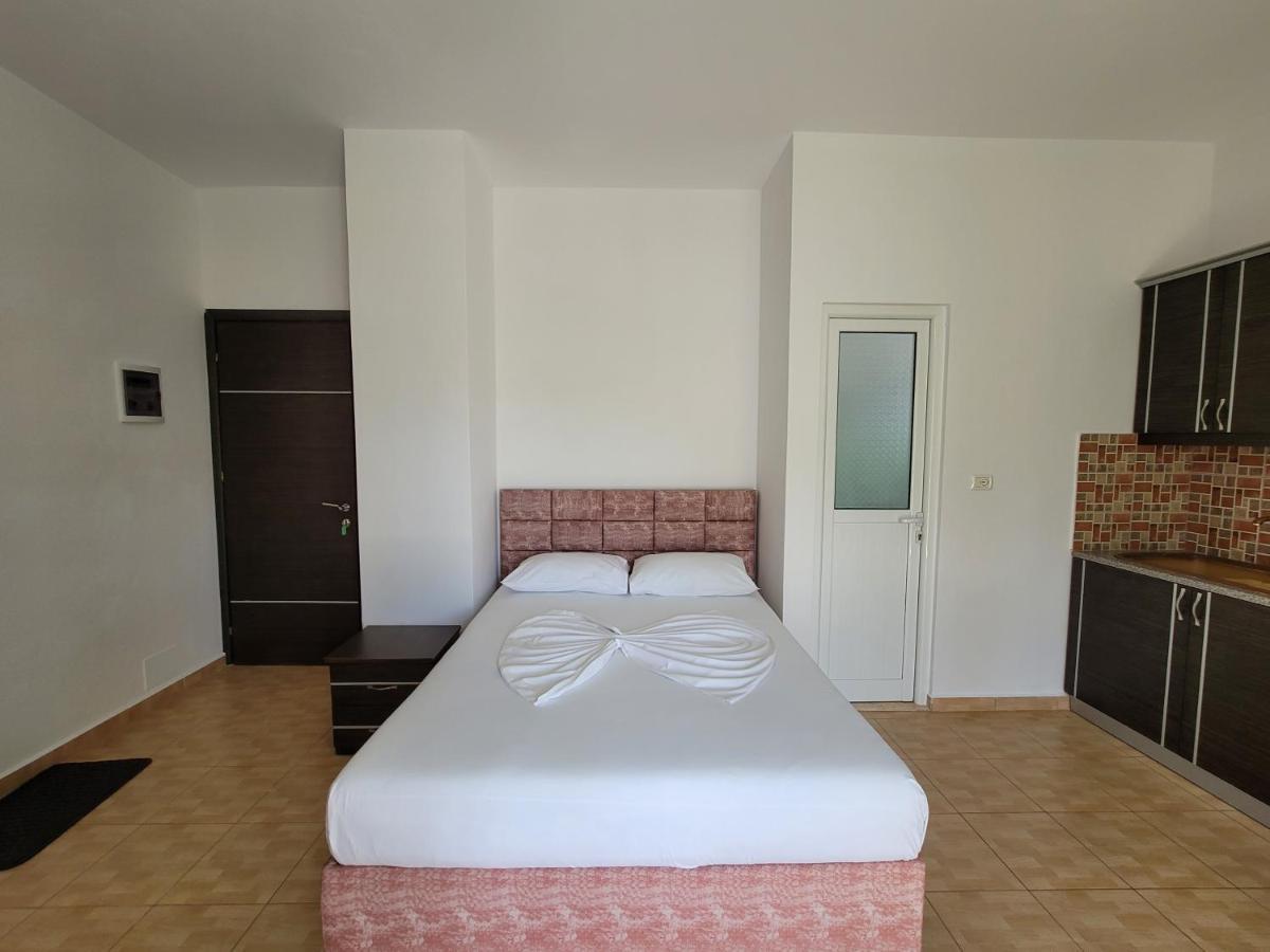 Villa Roku Ksamil Esterno foto