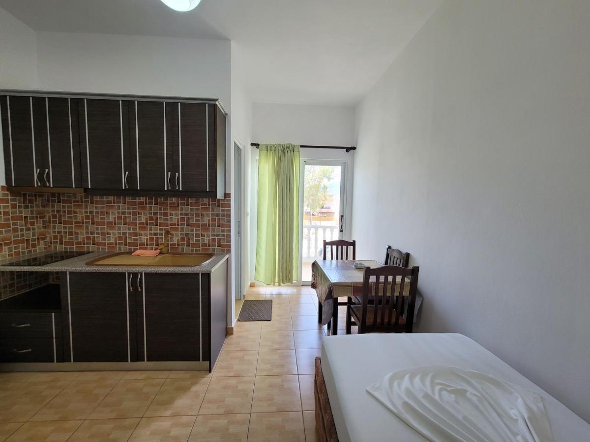 Villa Roku Ksamil Esterno foto