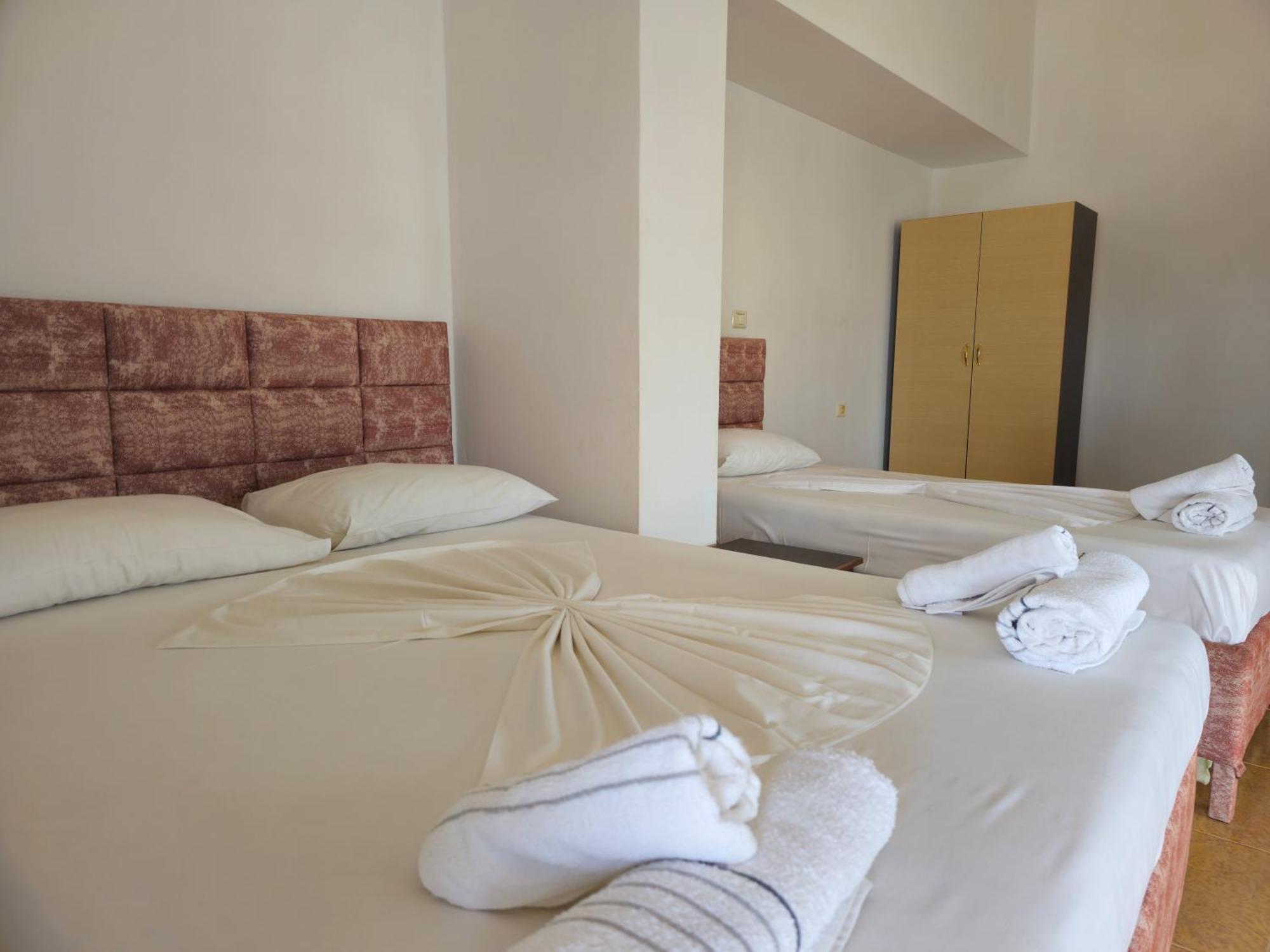 Villa Roku Ksamil Esterno foto
