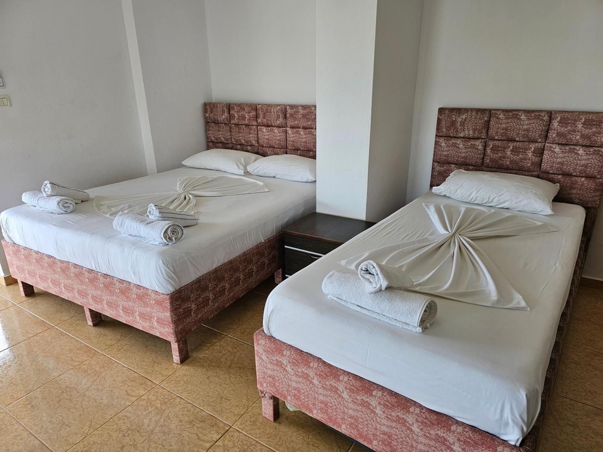 Villa Roku Ksamil Esterno foto