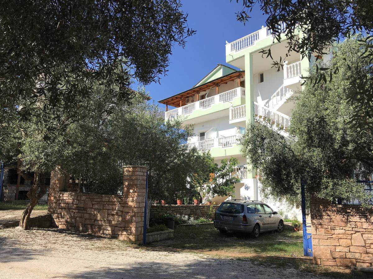 Villa Roku Ksamil Esterno foto
